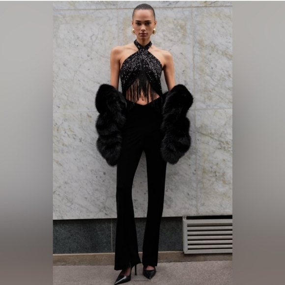 ❌️SOLD❌️FRINGED SEQUIN HALTER NECK JUMPSUIT SIZE S - Picture 4 of 11